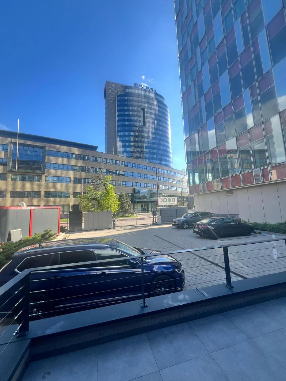 Garni Hotel Dock Bratislava Bagian luar foto